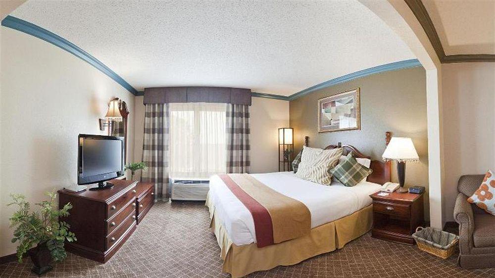 Holiday Inn Express & Suites Austin North Central By Ihg Экстерьер фото