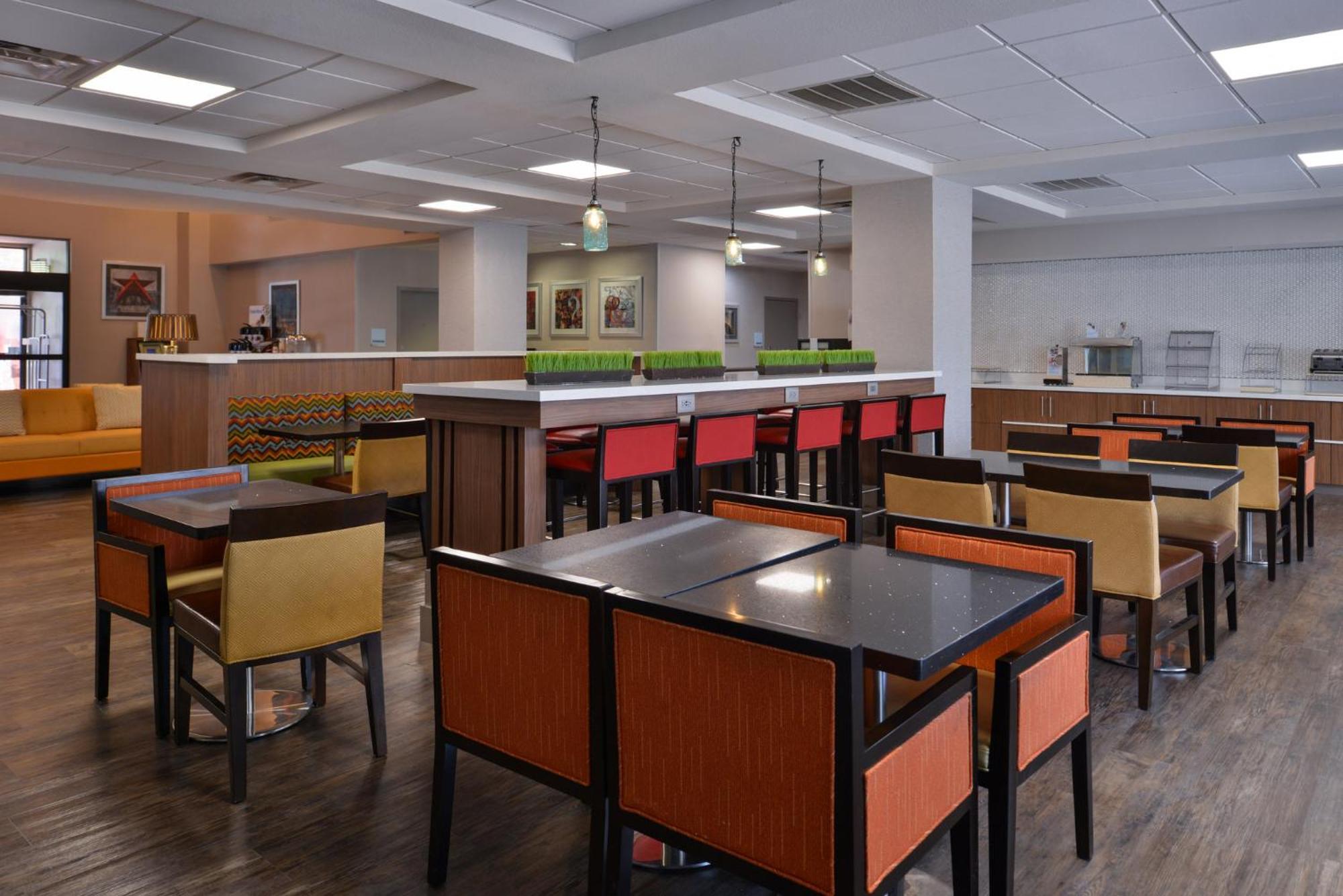 Holiday Inn Express & Suites Austin North Central By Ihg Экстерьер фото