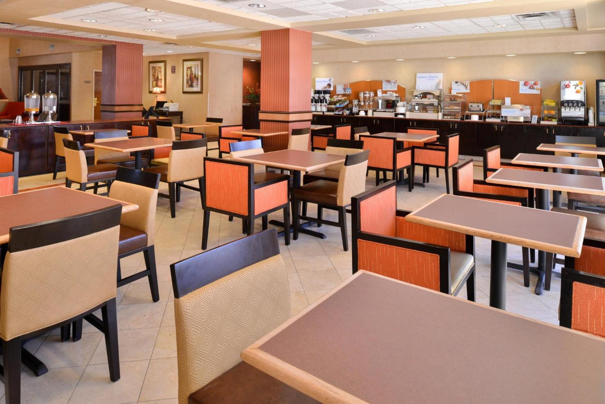 Holiday Inn Express & Suites Austin North Central By Ihg Экстерьер фото