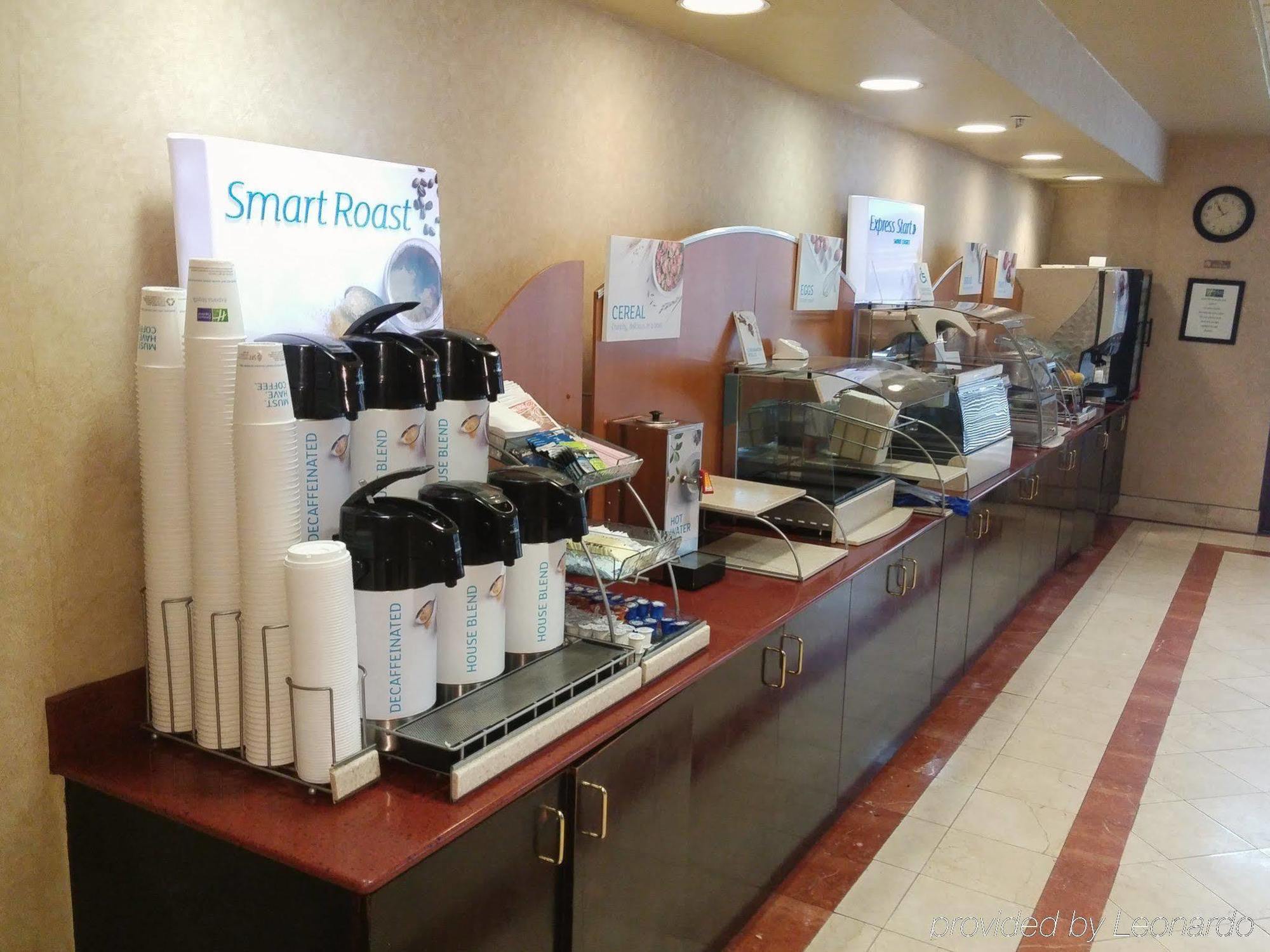 Holiday Inn Express & Suites Austin North Central By Ihg Экстерьер фото