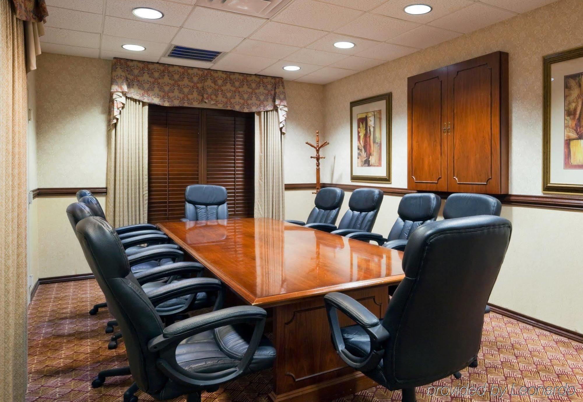 Holiday Inn Express & Suites Austin North Central By Ihg Экстерьер фото